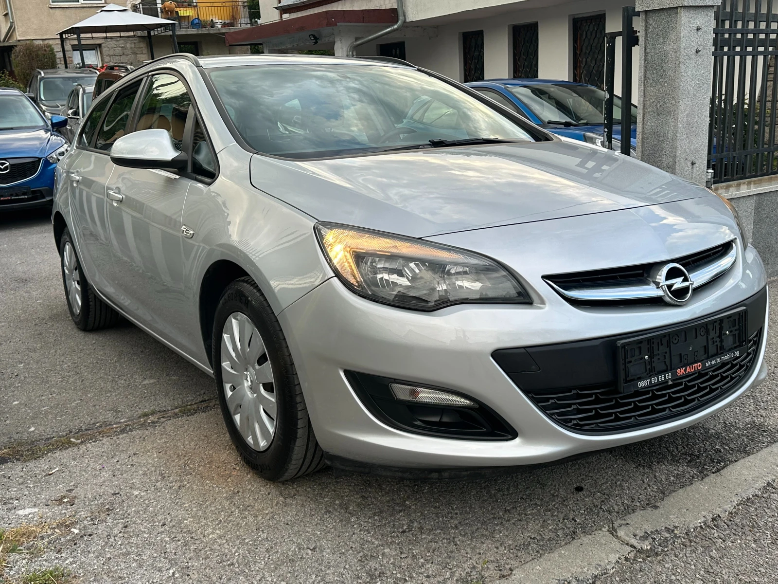 Opel Astra 1.4TURBO-ГАЗ-НАВИ-140ks-12.2015g-6-скорости-EURO6В, снимка 3 - Автомобили и джипове - 54769459