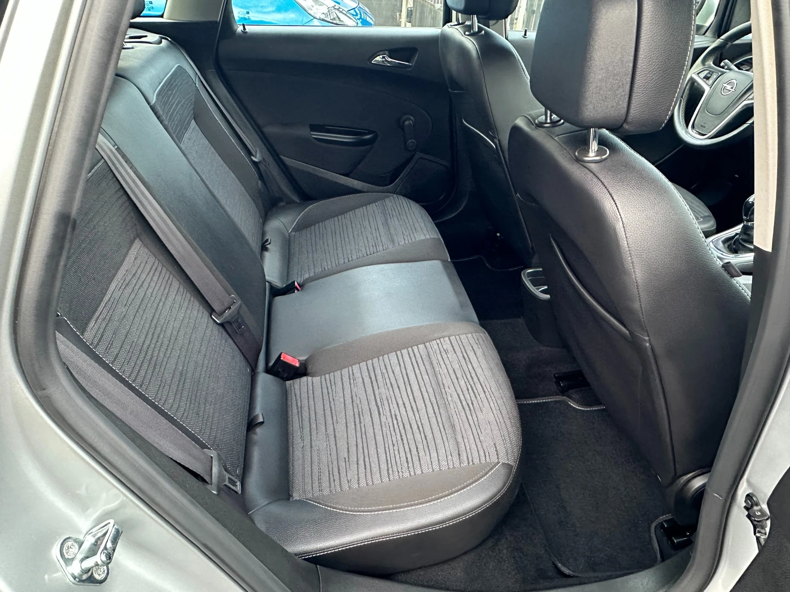 Opel Astra 1.4TURBO-ГАЗ-НАВИ-140ks-12.2015g-6-скорости-EURO6В, снимка 14 - Автомобили и джипове - 54769459