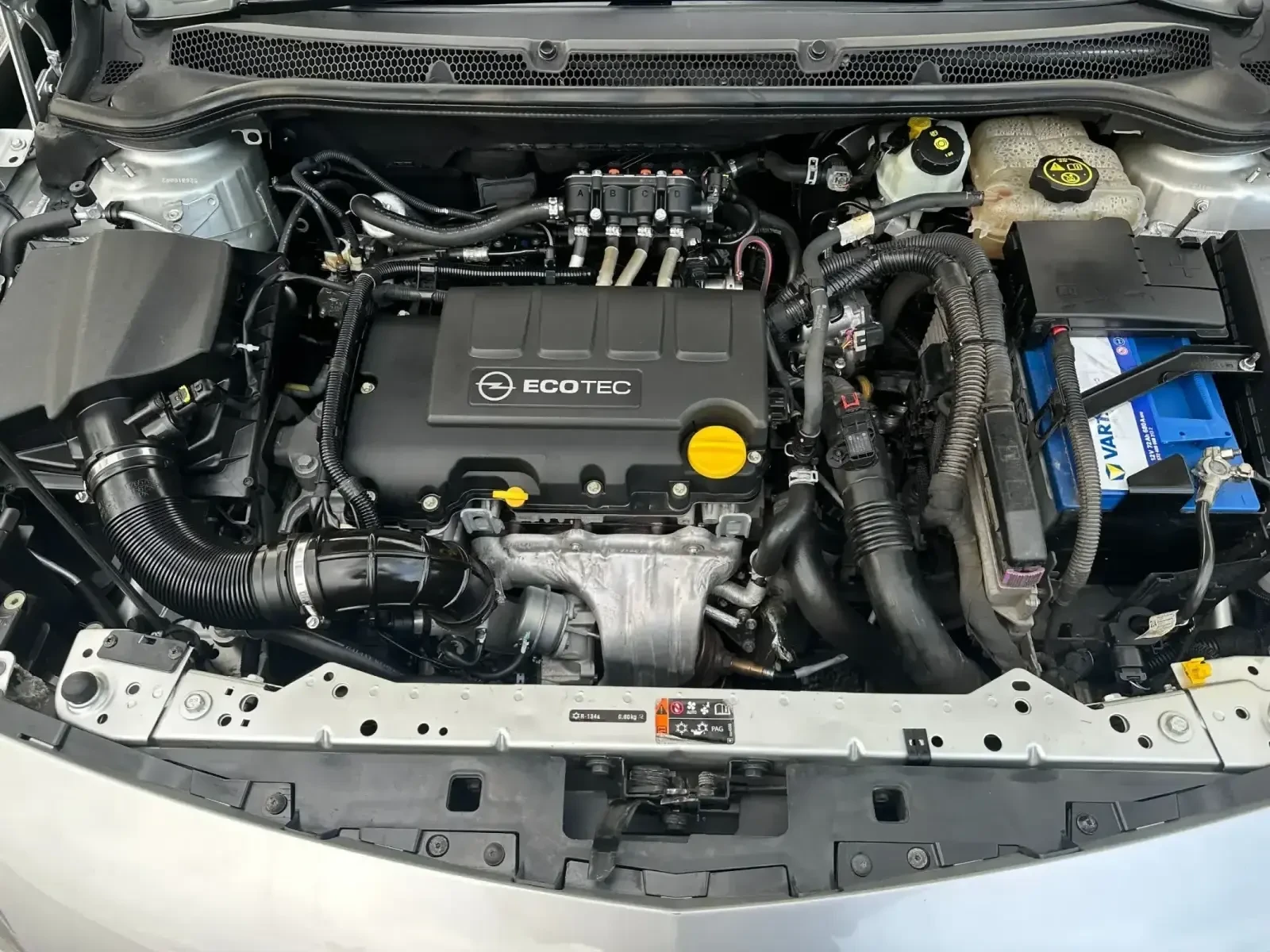 Opel Astra 1.4TURBO-ГАЗ-НАВИ-140ks-12.2015g-6-скорости-EURO6В, снимка 17 - Автомобили и джипове - 54769459