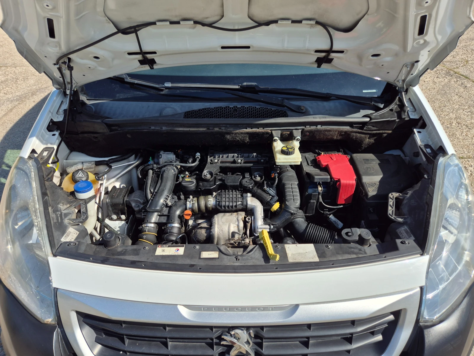 Peugeot Partner 1.6 HDI-Италия, снимка 10 - Автомобили и джипове - 54909962