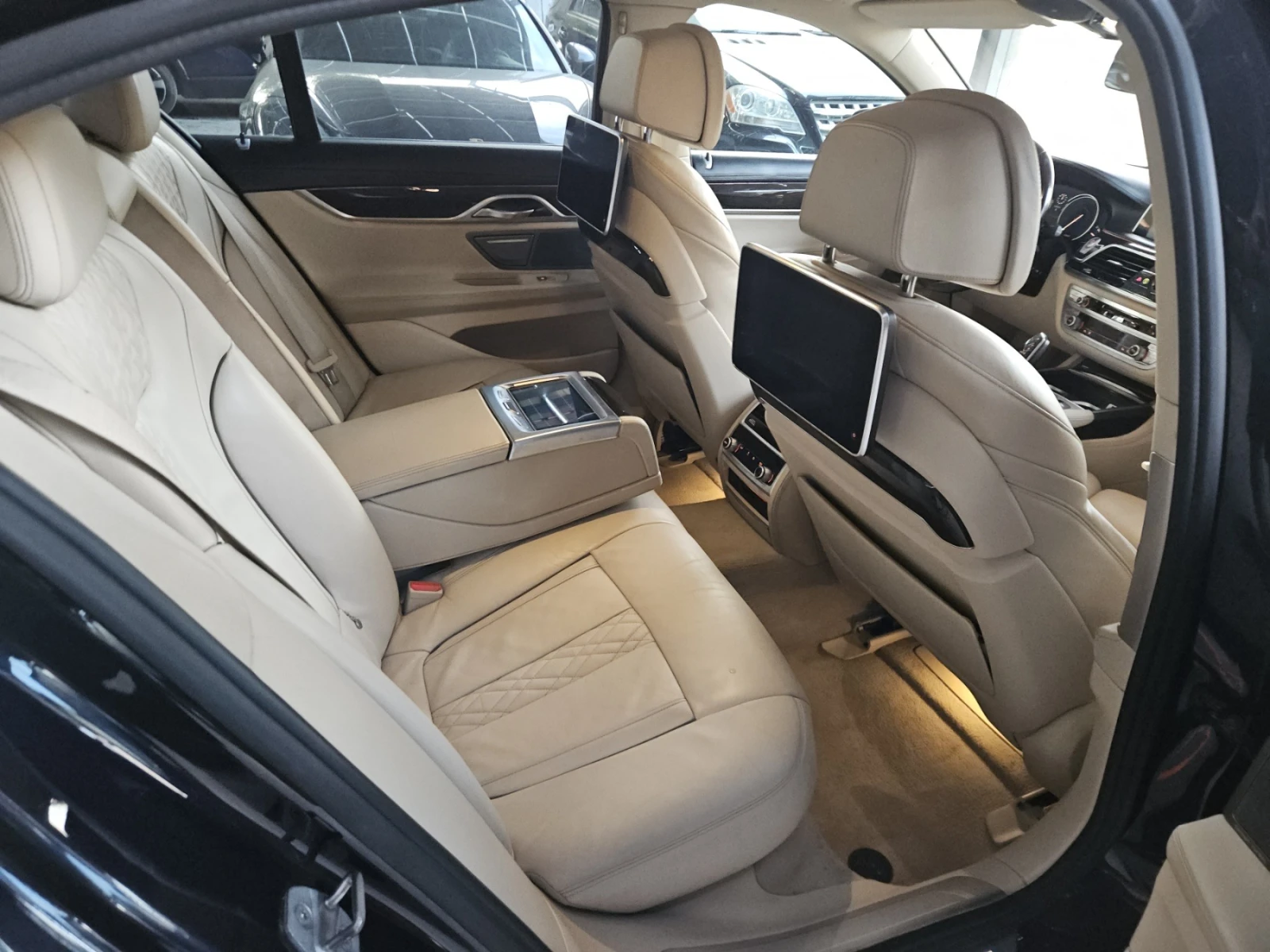 BMW 730 Xdrive  , снимка 6 - Автомобили и джипове - 55007447