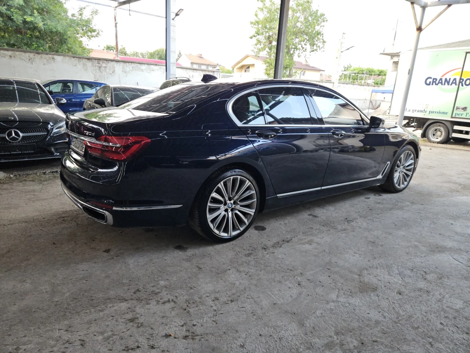 BMW 730 Xdrive  , снимка 9 - Автомобили и джипове - 55007447