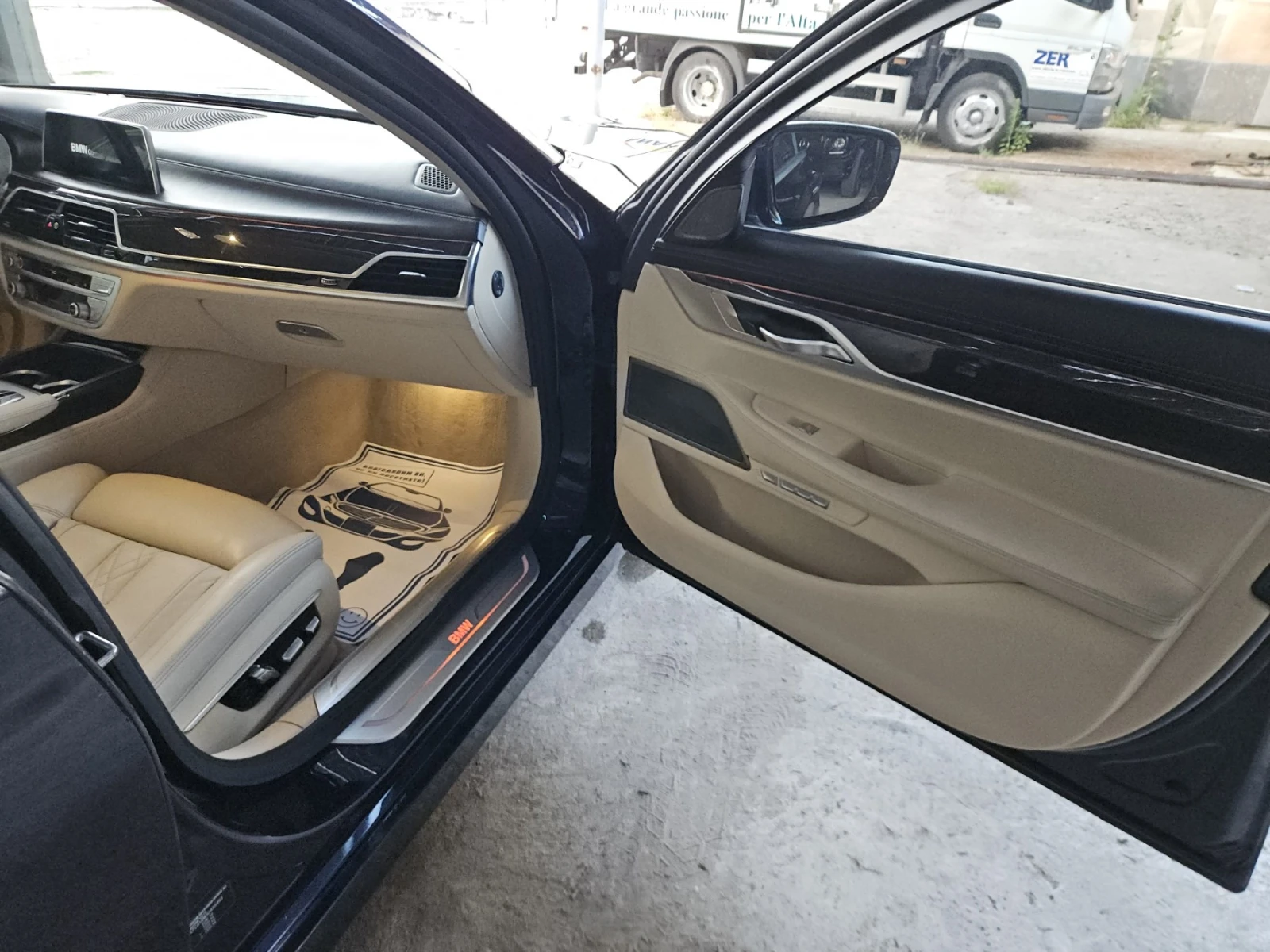 BMW 730 Xdrive  , снимка 5 - Автомобили и джипове - 55007447