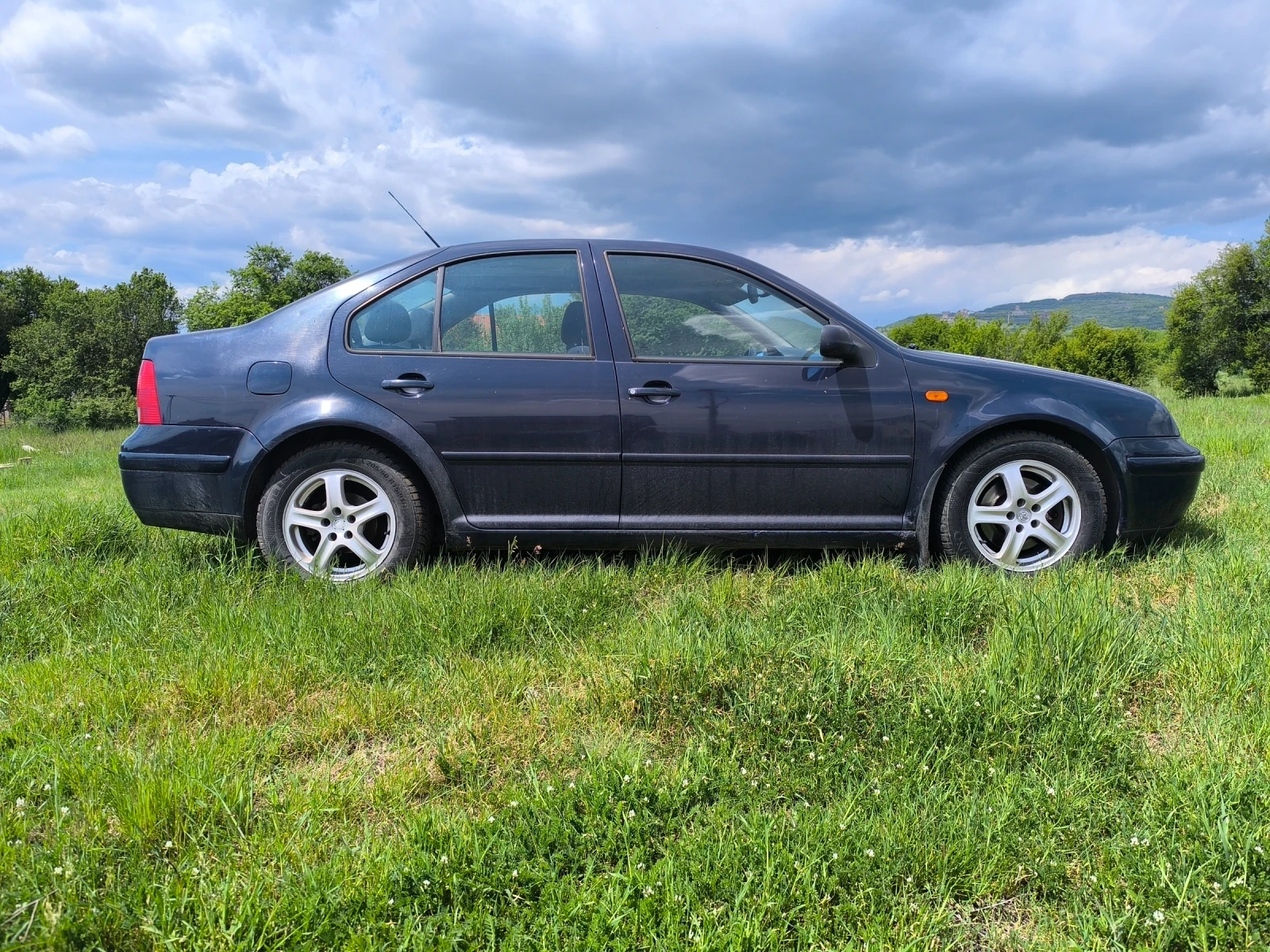 VW Bora 2.0 115кс, снимка 3 - Автомобили и джипове - 55023864