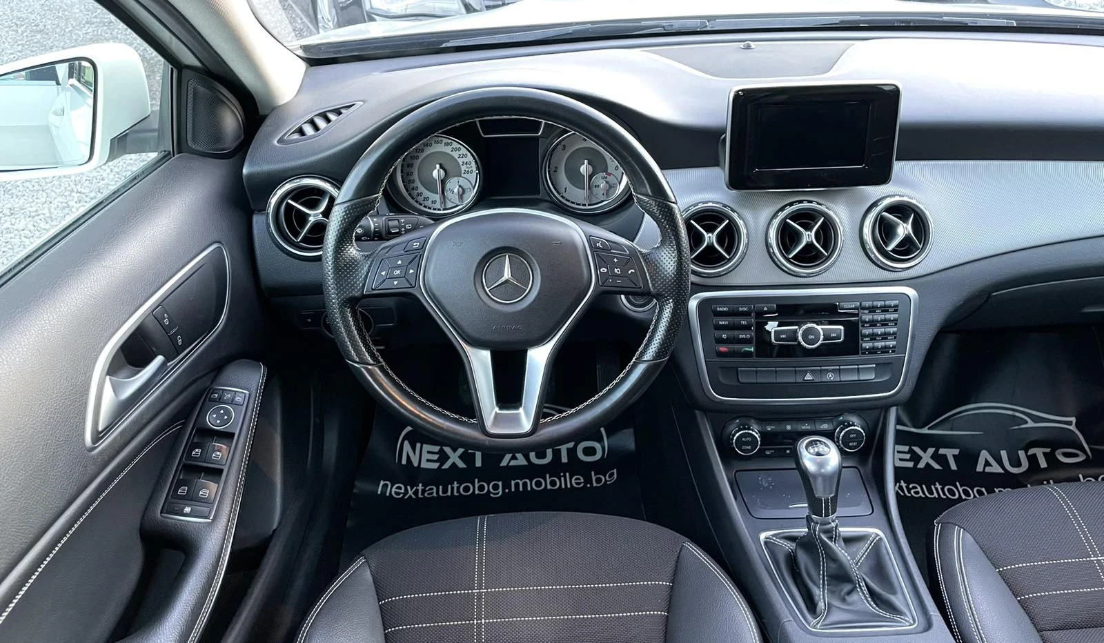 Mercedes-Benz CLA 200, снимка 6 - Автомобили и джипове - 55024062