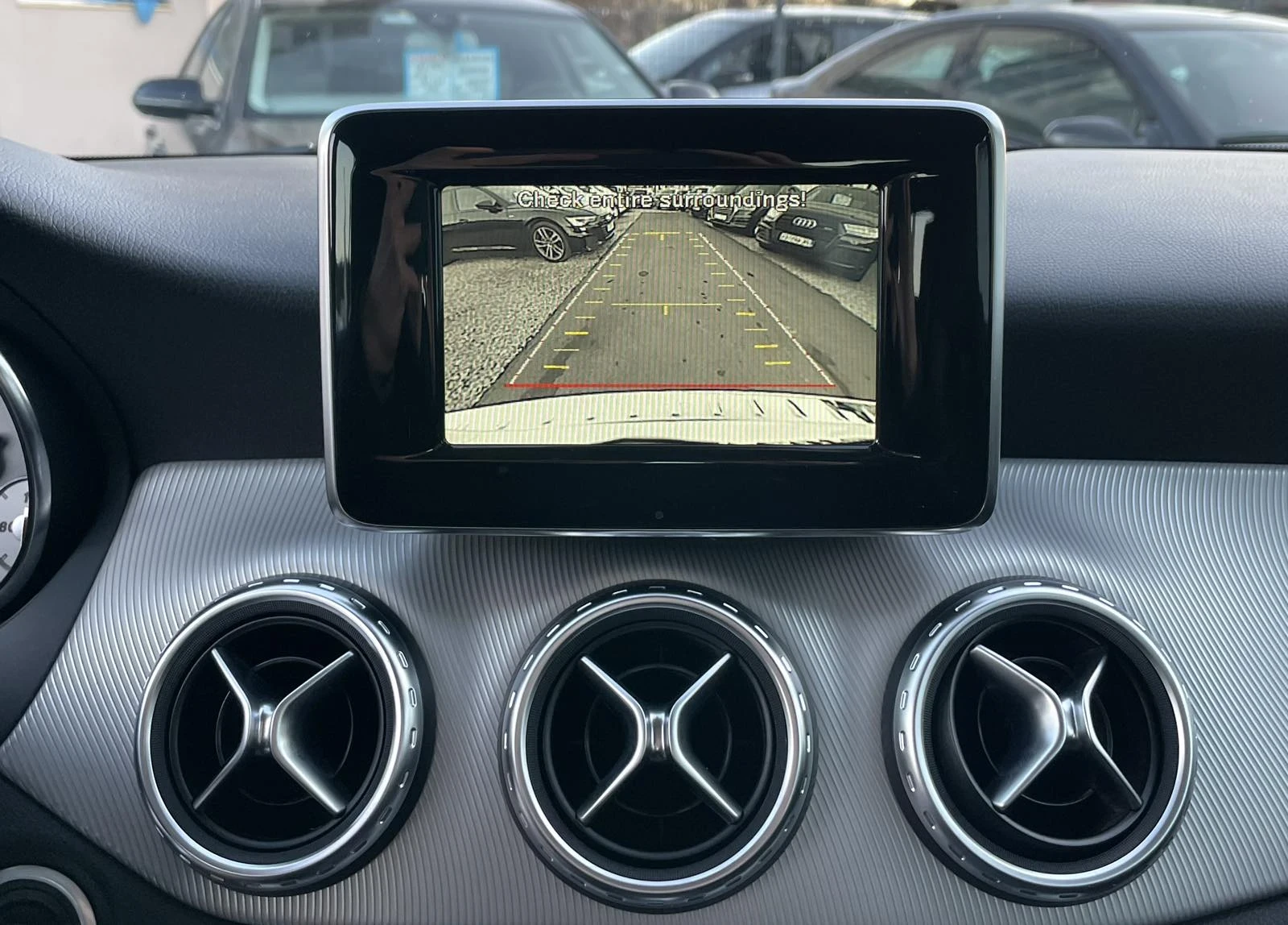 Mercedes-Benz CLA 200, снимка 17 - Автомобили и джипове - 55024062
