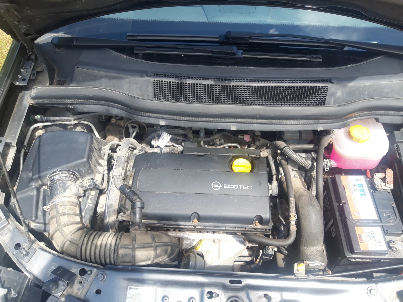 Opel Zafira 1, 6 Турбо Метан, снимка 15 - Автомобили и джипове - 55057264