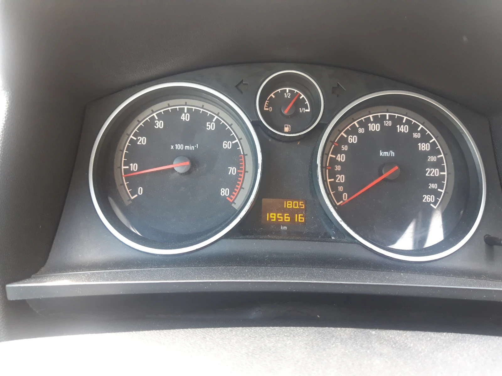 Opel Zafira 1, 6 Турбо Метан, снимка 13 - Автомобили и джипове - 55057264