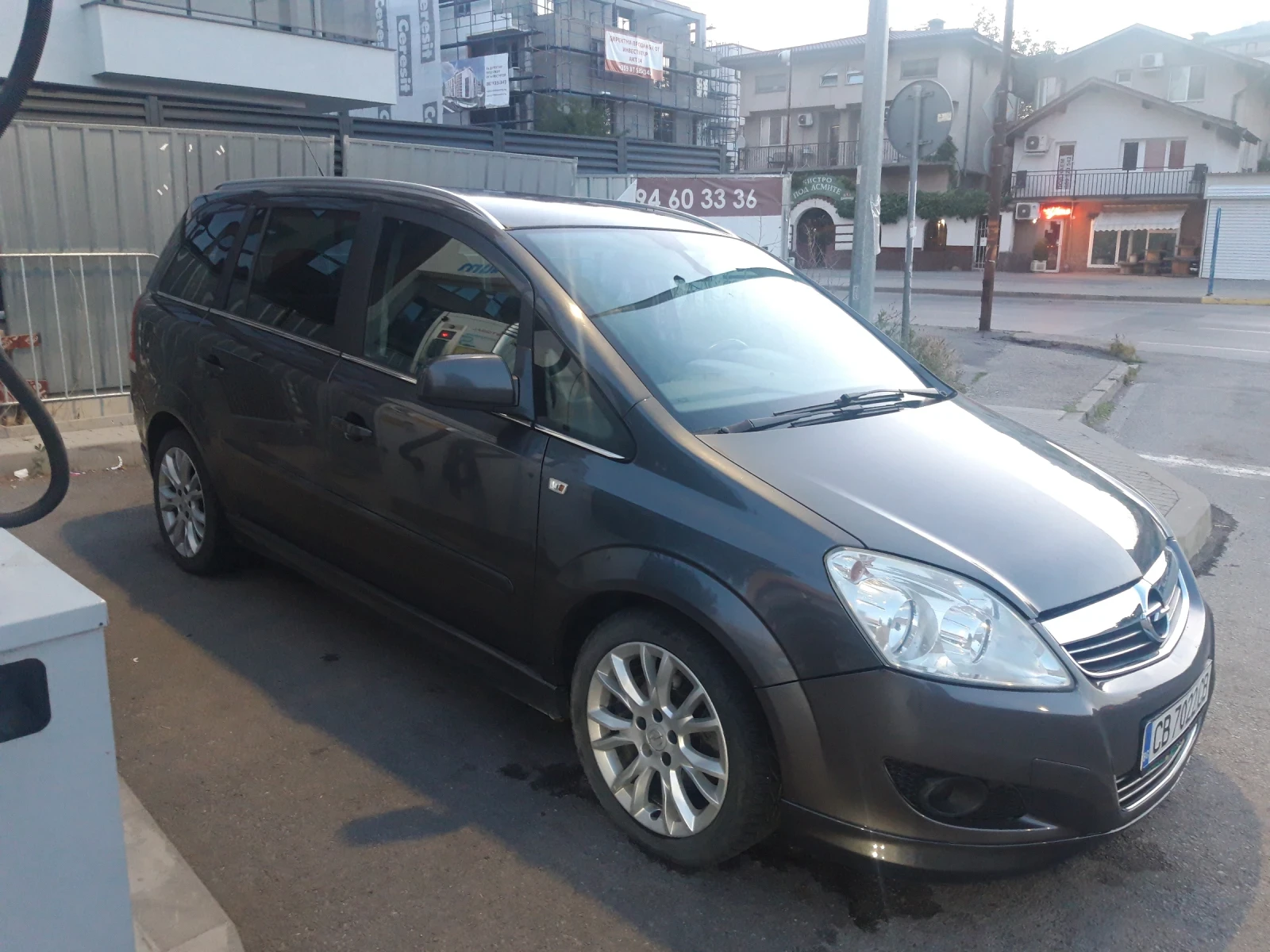 Opel Zafira 1, 6 Турбо Метан, снимка 3 - Автомобили и джипове - 55057264
