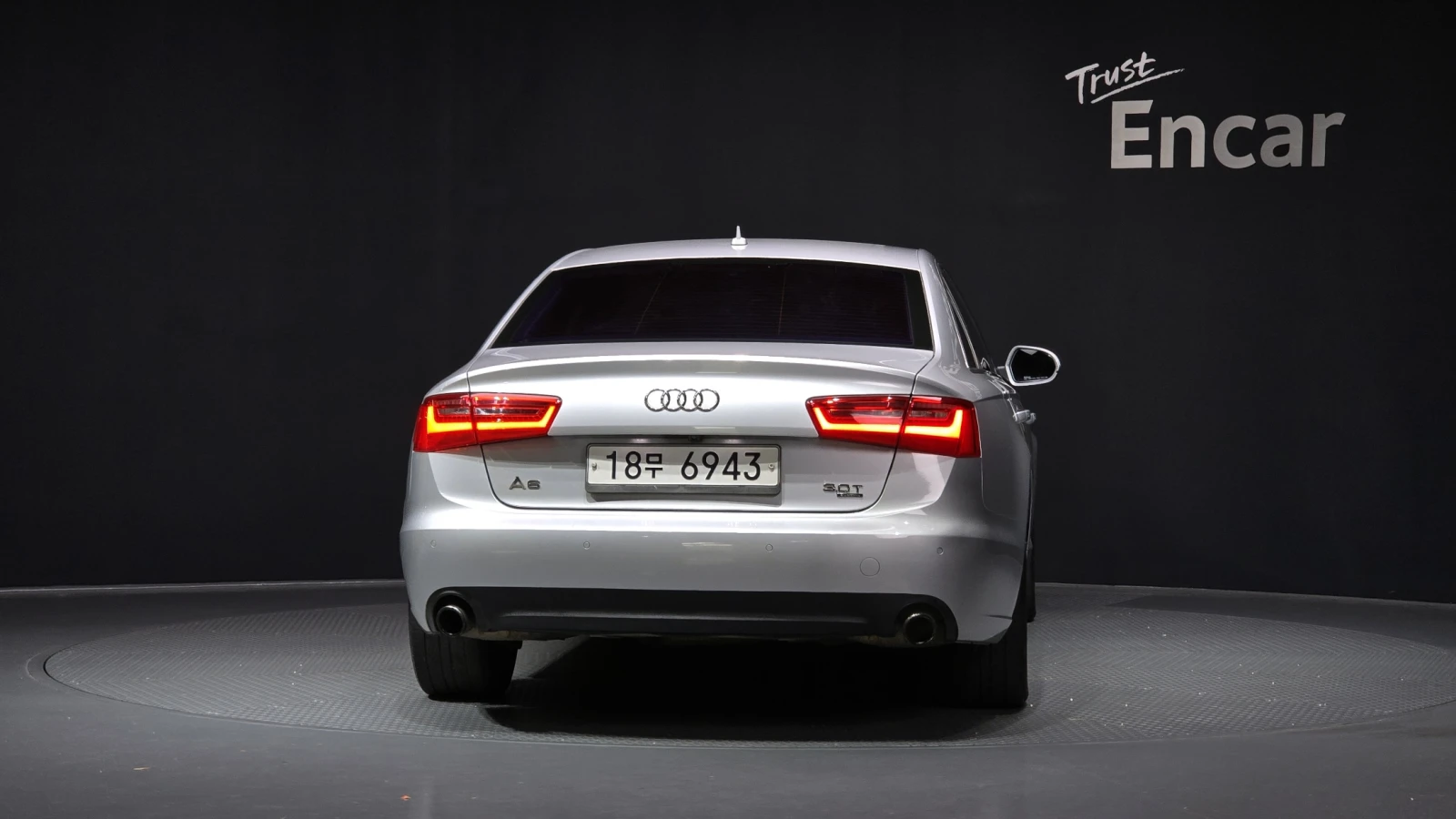 Audi A6 3.0 TFSI quattro* ЛЮК* ПОДГРЕВ ВОЛАН* КРАЙНА ЦЕНА, снимка 4 - Автомобили и джипове - 55496026