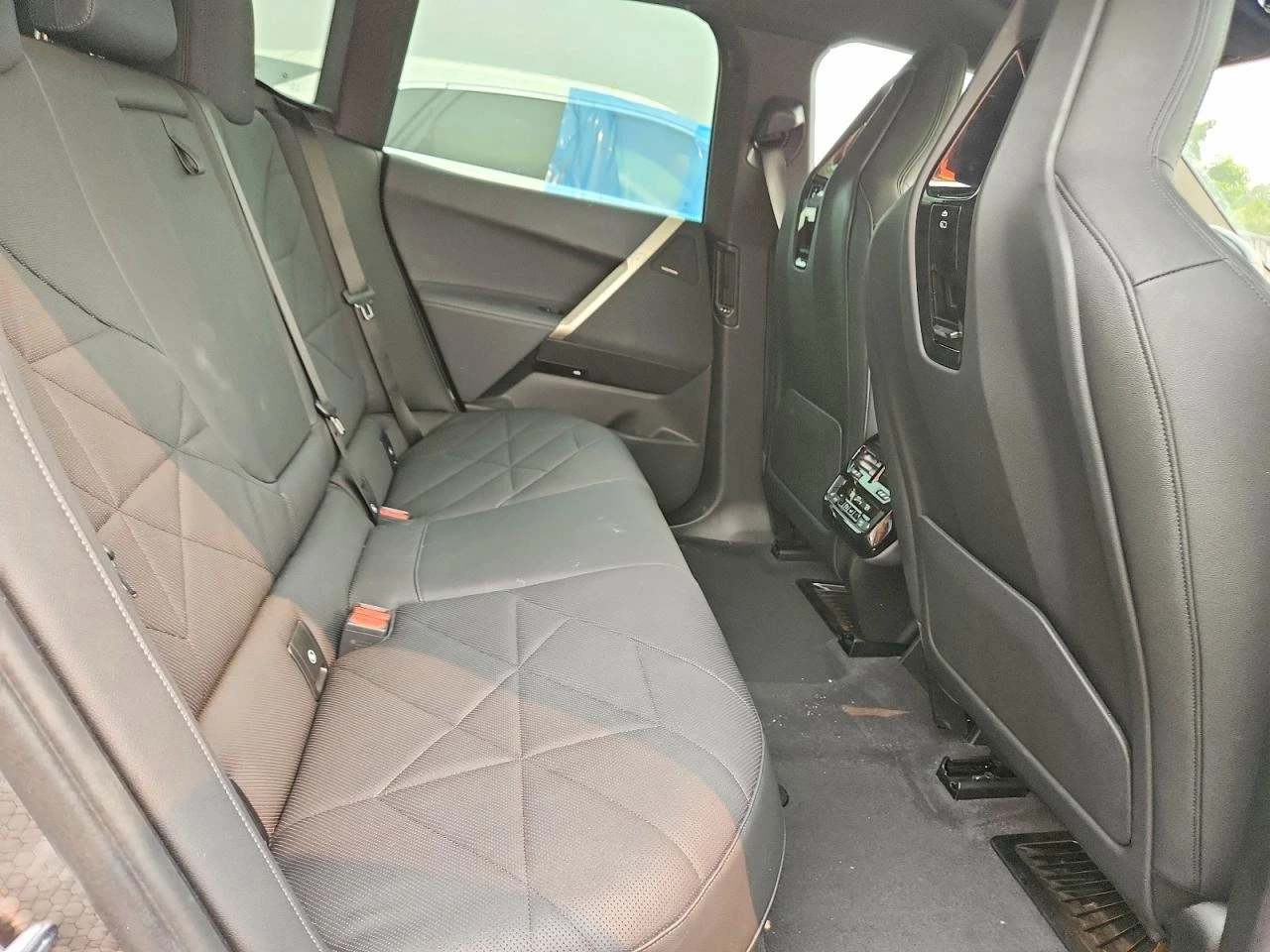 BMW iX xDrive50, снимка 10 - Автомобили и джипове - 55569004