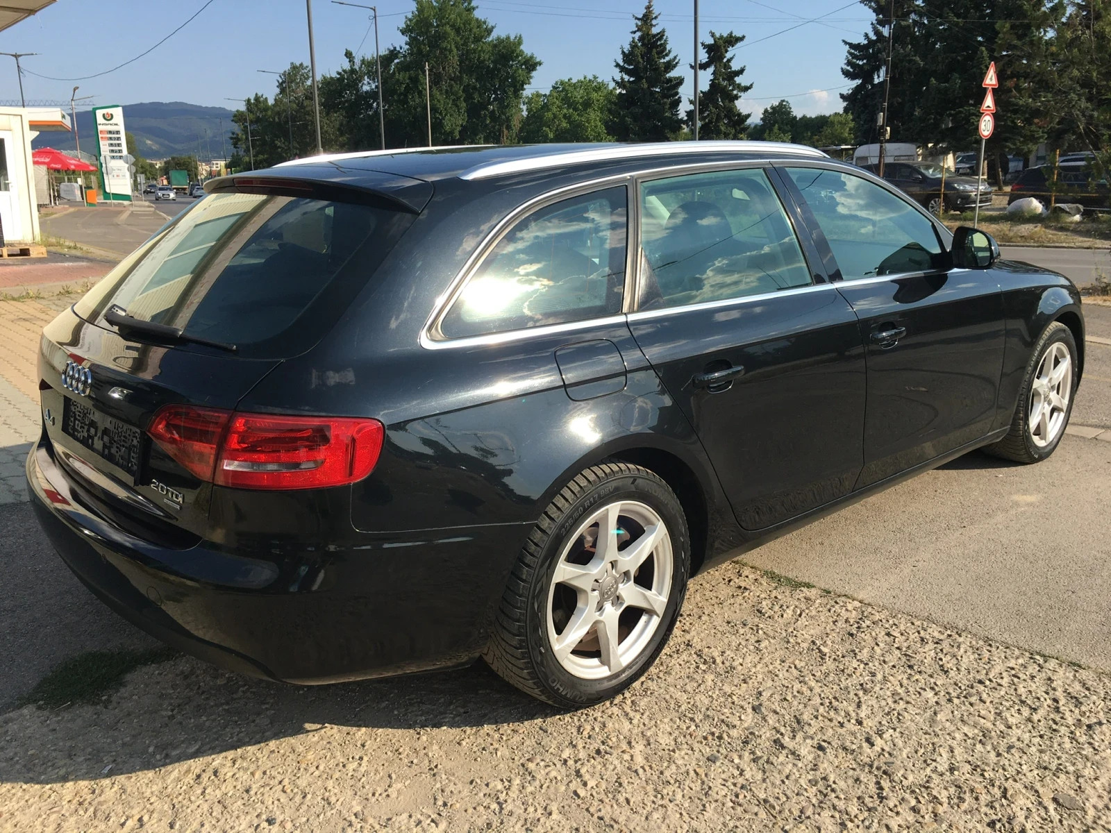 Audi A4 2.0TDI 170k.c.4x4, снимка 2 - Автомобили и джипове - 55766370