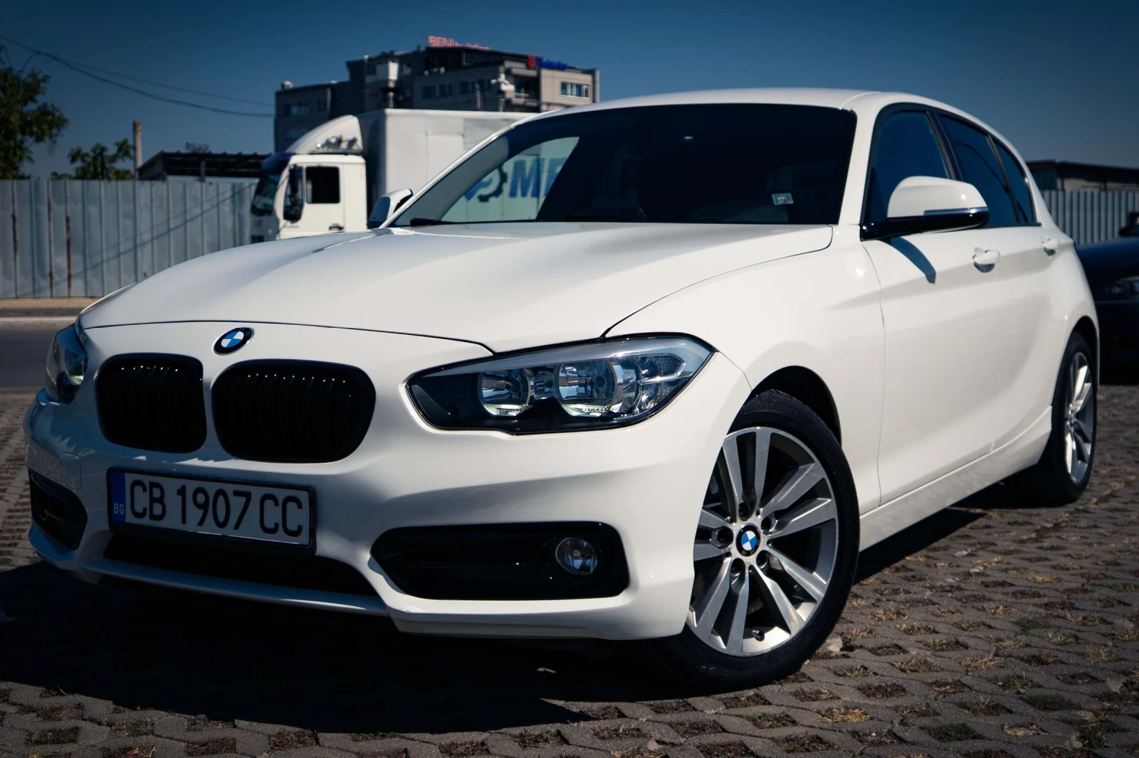BMW 118