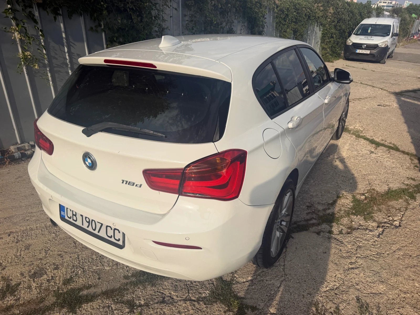 BMW 118, снимка 5 - Автомобили и джипове - 55955297
