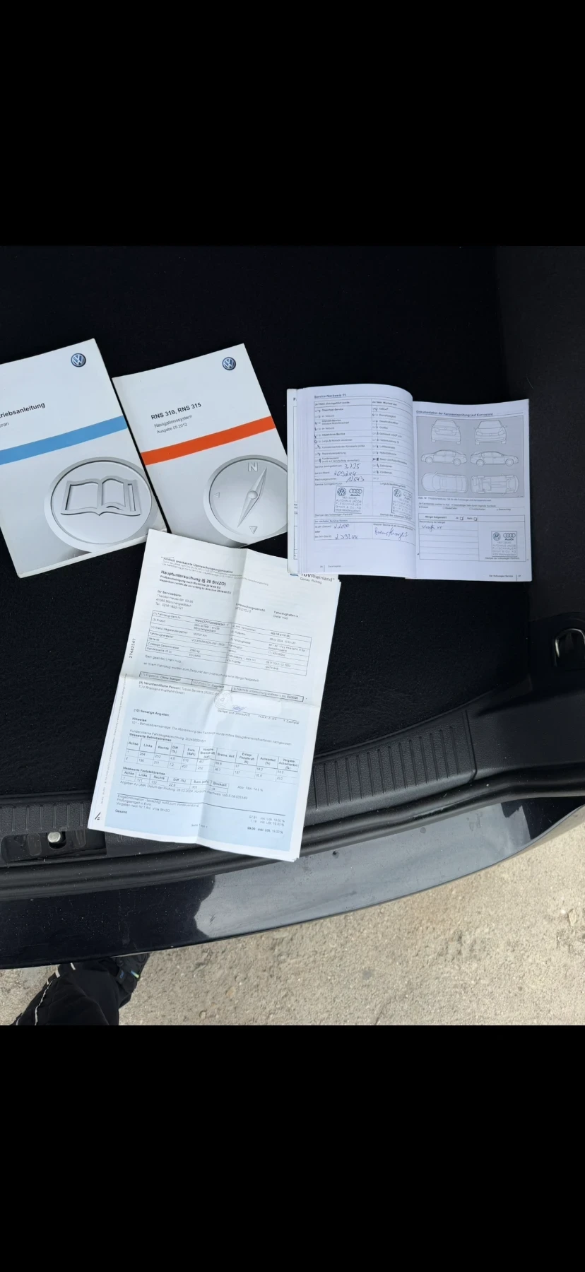 VW Touran, снимка 10 - Автомобили и джипове - 56422981
