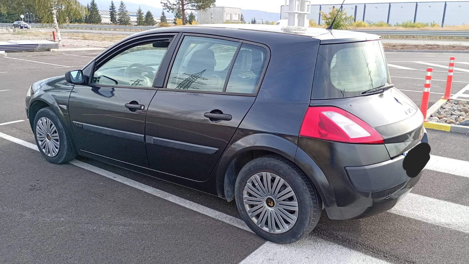 Renault Megane 1.4клима гаражен , снимка 4 - Автомобили и джипове - 56433688