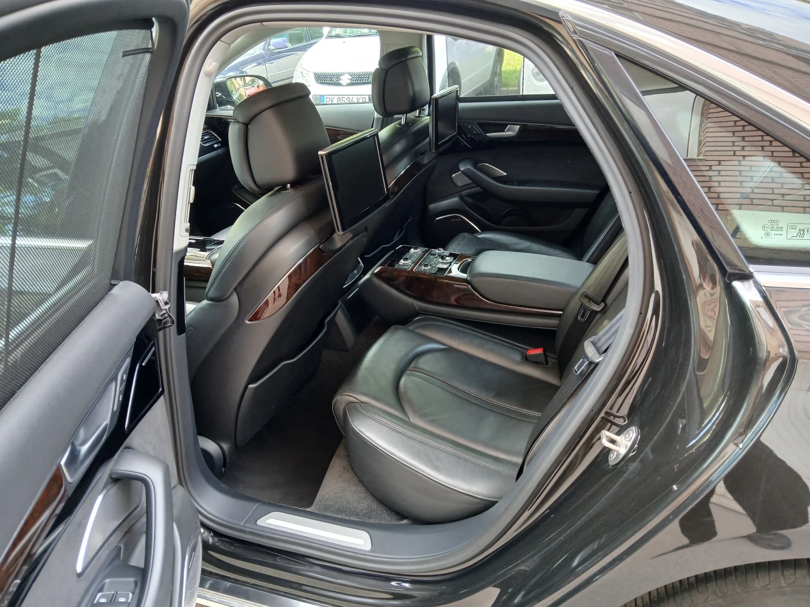 Audi A8, снимка 7 - Автомобили и джипове - 56627840