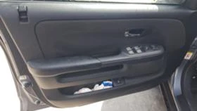 Honda Cr-v 2.2D, снимка 6