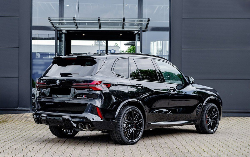 BMW X5M Competition = NEW= Carbon Interior Гаранция, снимка 3 - Автомобили и джипове - 46394788