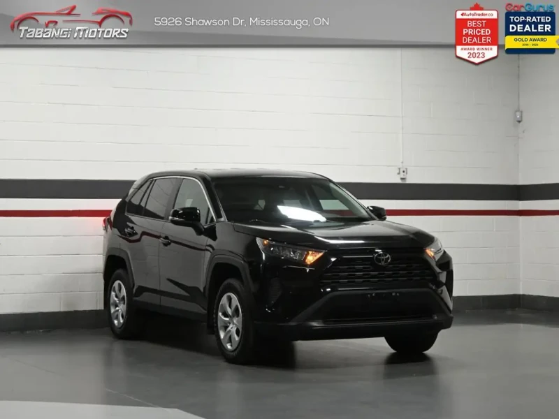 Toyota Rav4 No Accident* Radar Cruise* Blindspot* Line Assist, снимка 2 - Автомобили и джипове - 52554178