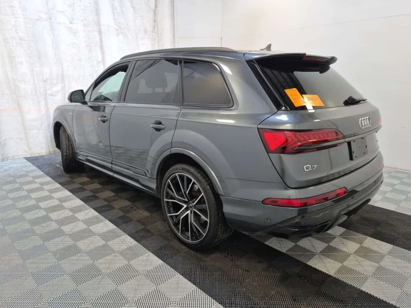 Audi Q7 * PROGRESSIV * 55 TFSI Quattro * 360  * Подгреви *, снимка 4 - Автомобили и джипове - 53529627