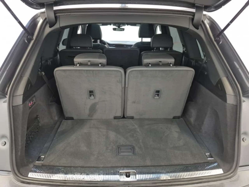 Audi Q7 * PROGRESSIV * 55 TFSI Quattro * 360  * Подгреви *, снимка 15 - Автомобили и джипове - 53529627