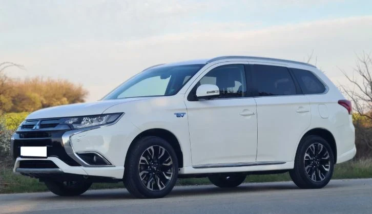 Mitsubishi Outlander PLUG-IN HYBRID  - изображение 10