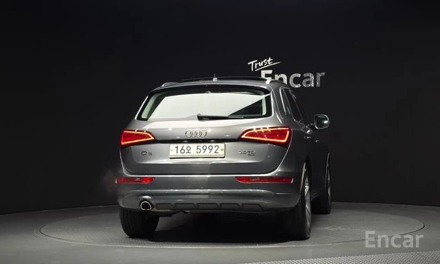 Audi Q5 Q5 2.0 TDI Quattro Dynamic 8R, снимка 9 - Автомобили и джипове - 54342369