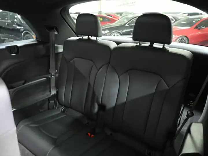 Audi Q7 Progressiv * S-Line * БЕЗ ИНЦИДЕНТИ * 360CAM* CARF, снимка 10 - Автомобили и джипове - 54812581