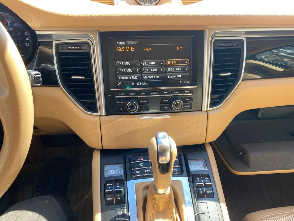 Porsche Macan S* CARFAX* ОПЦИЯ ЗА ФИНАНСИРАНЕ*  - изображение 8