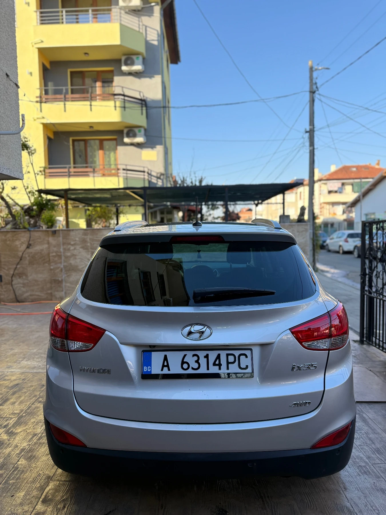 Hyundai IX35 2.0i / 163 / 4WD / Automatic / Swiss - изображение 6