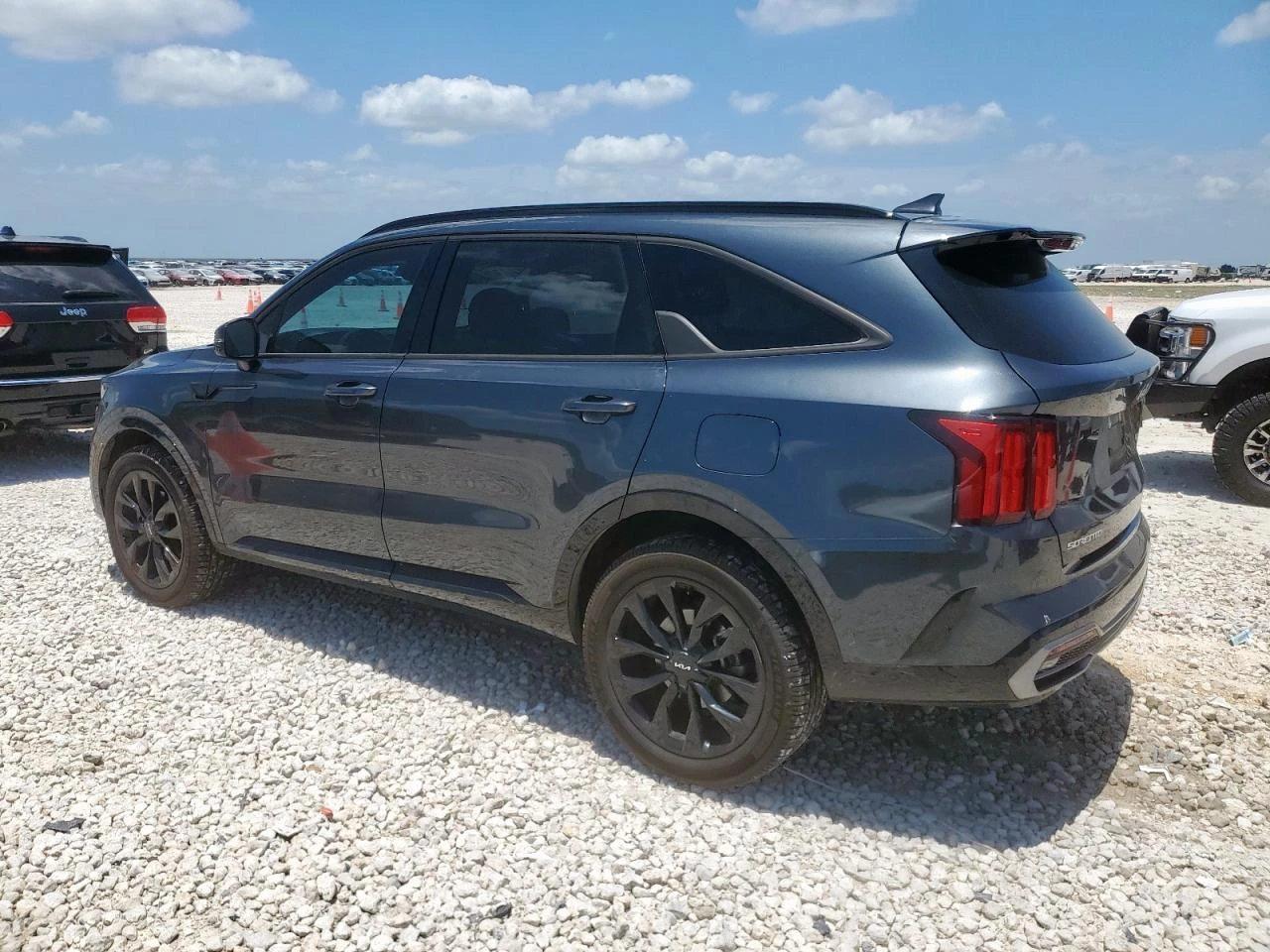Kia Sorento SX 2.5L 4X4 * КЛИП НА ДВИГАТЕЛ* * ЛИЗИНГ*  - изображение 3
