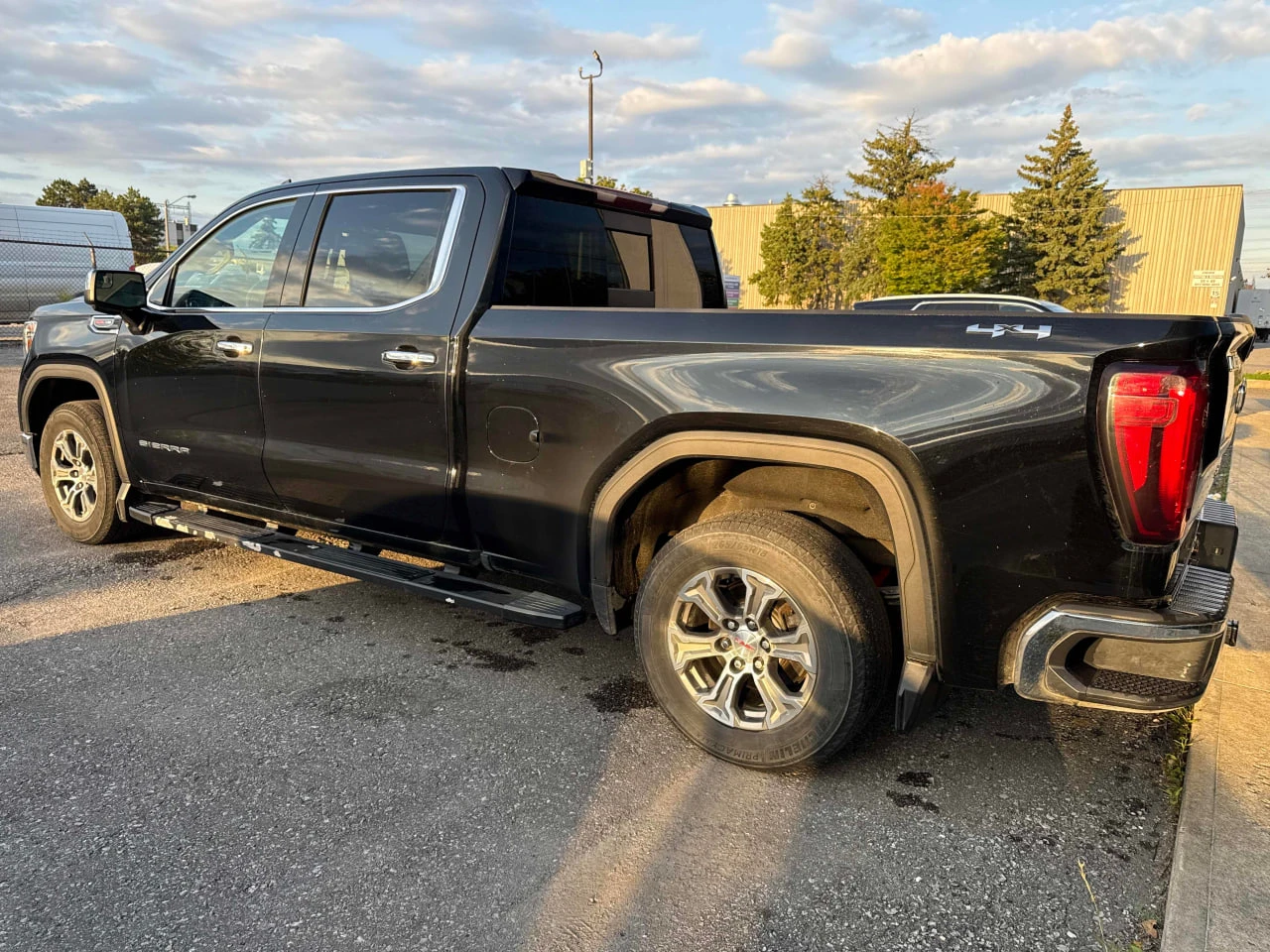 Gmc Sierra CARFAX* АВТОФИНАНСИРАНЕ* БЕЗ ПЪРВОНАЧАЛНА ВНОСКА*  - изображение 2