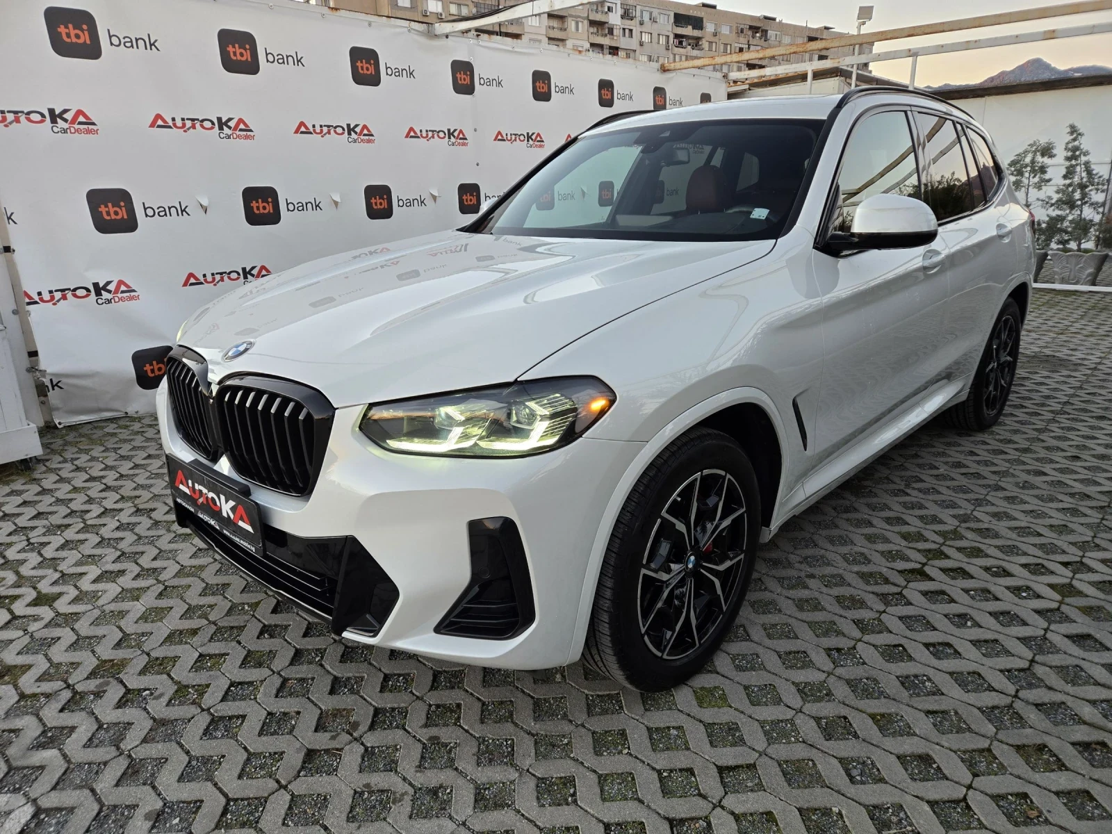 BMW X3 3.0i-252кс/13.000км/M Sport Package/PANO/X-DRIVE - изображение 6