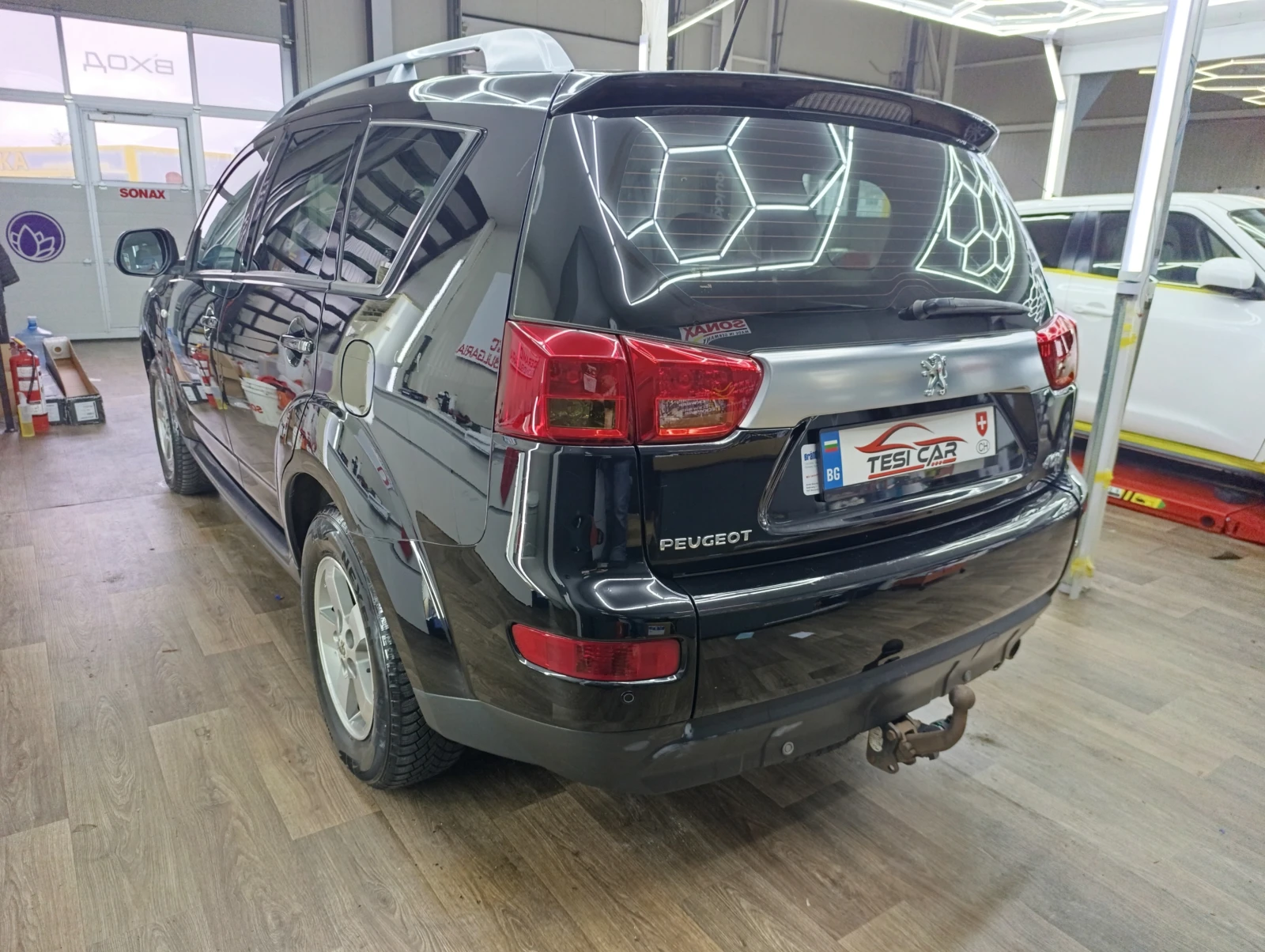 Peugeot 4007 2.2 HDi DCS6, снимка 7 - Автомобили и джипове - 54088147