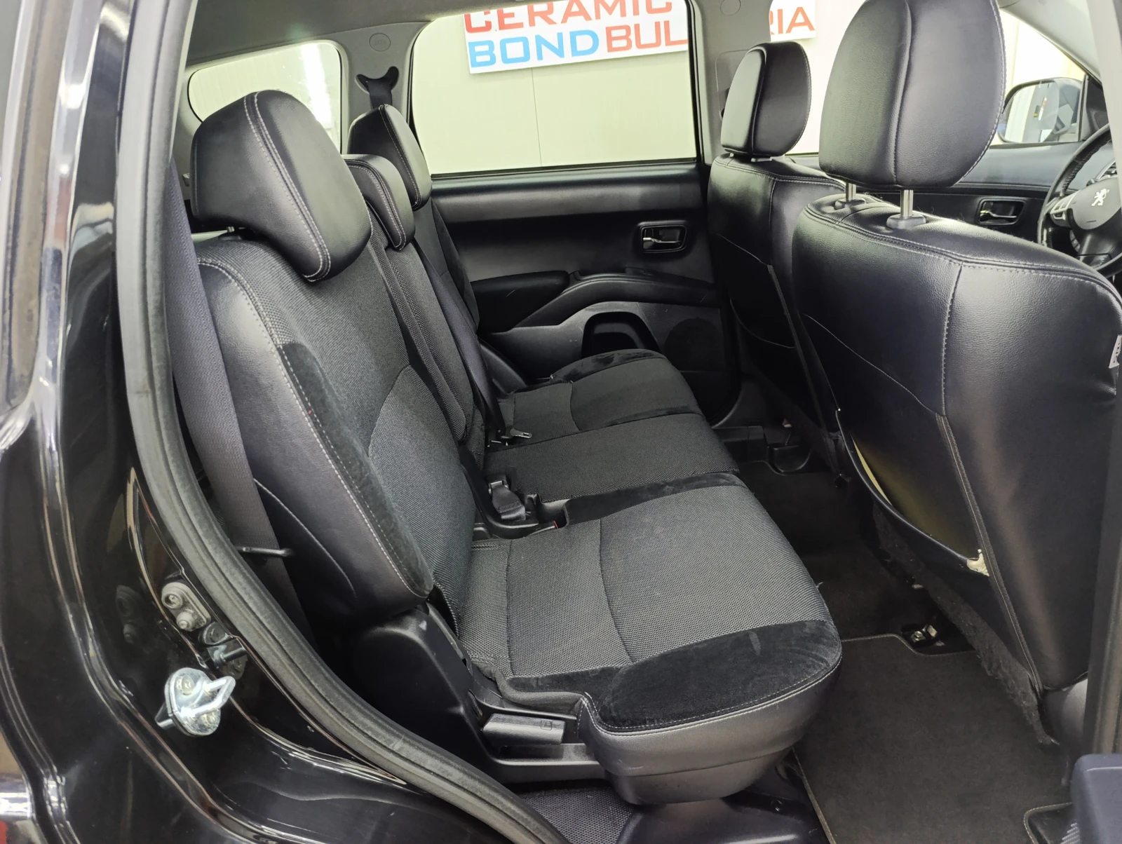 Peugeot 4007 2.2 HDi DCS6, снимка 10 - Автомобили и джипове - 54088147