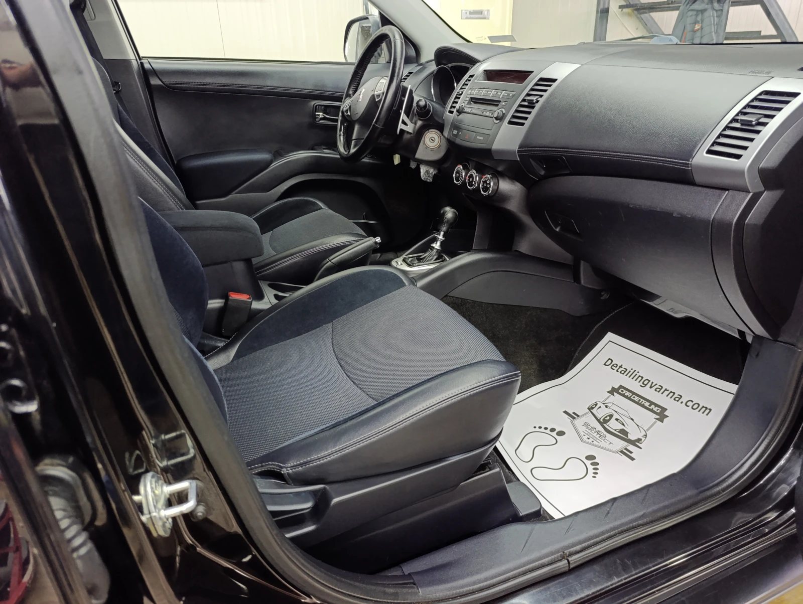 Peugeot 4007 2.2 HDi DCS6, снимка 9 - Автомобили и джипове - 54088147