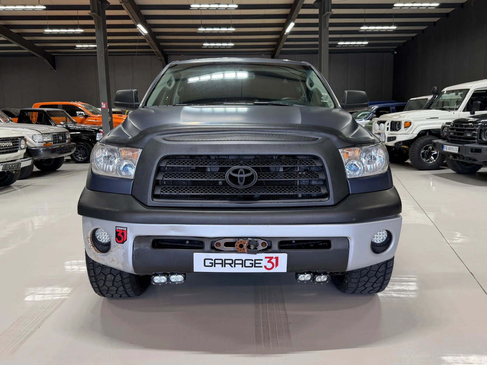 Toyota Tundra 5.7 4x4, снимка 2 - Автомобили и джипове - 54915024