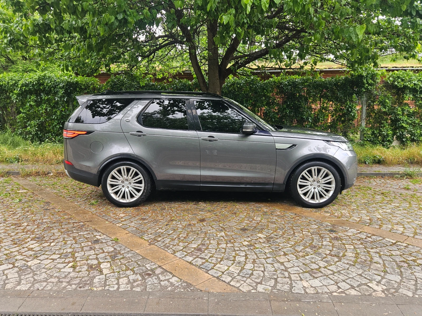 Land Rover Discovery 3.0 бензин  4х4  HSE  SI6, снимка 14 - Автомобили и джипове - 55180430