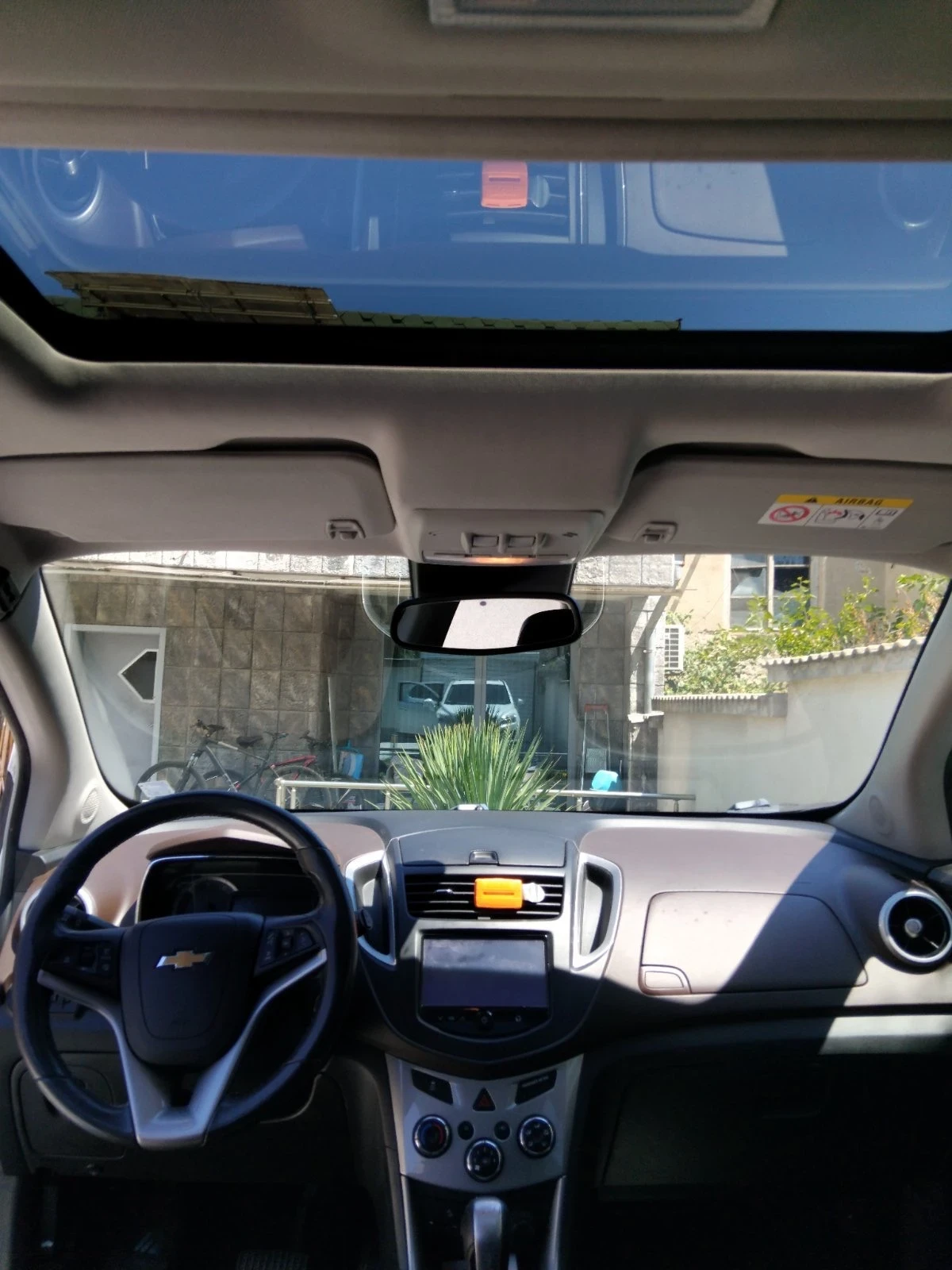 Chevrolet Trax, снимка 5 - Автомобили и джипове - 55508946