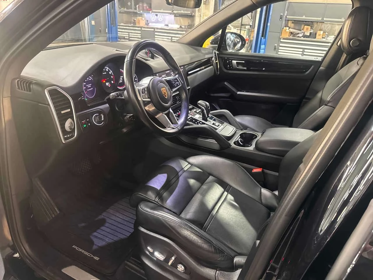 Porsche Cayenne AWD / 360 / Matrix /  Bose/ Carfax  | Mobile.bg � ����������� 5
