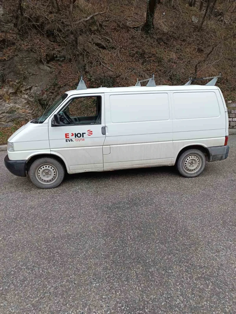 VW Transporter 2.5 TDI, снимка 3 - Бусове и автобуси - 53275832