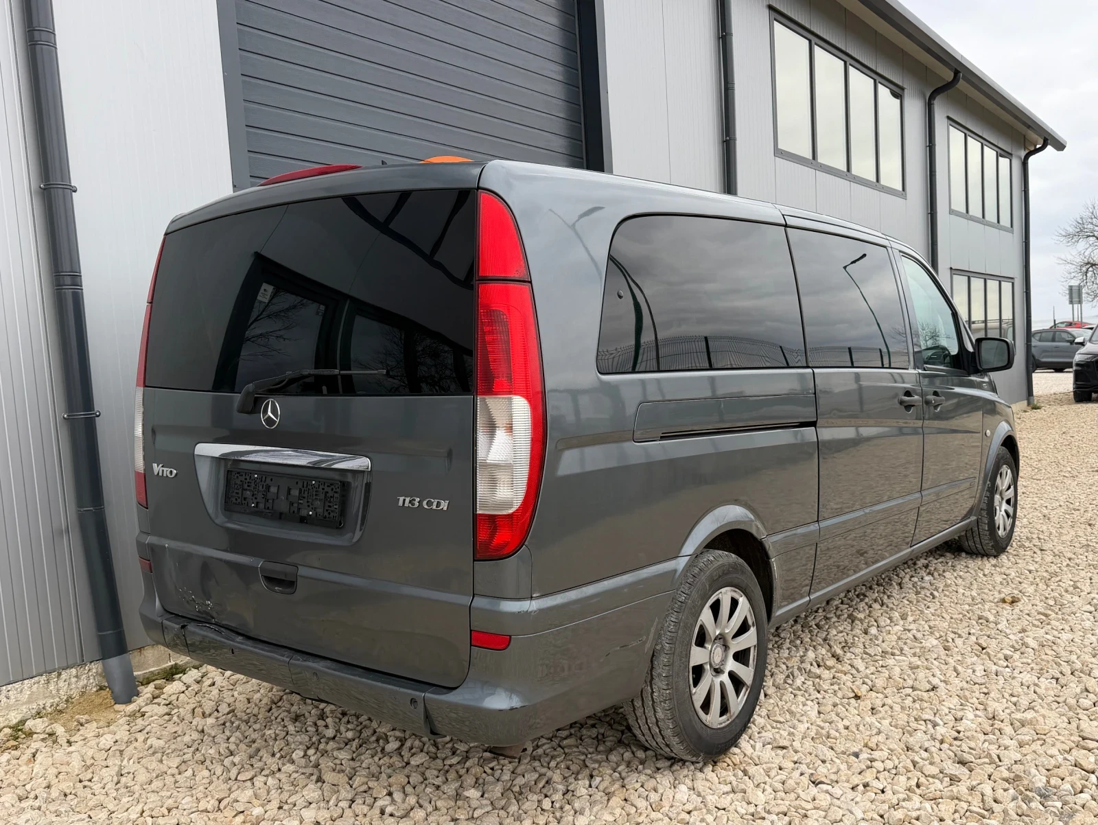 Mercedes-Benz Vito 113 CDI 2011 8 + 1 души, снимка 8 - Бусове и автобуси - 53906421