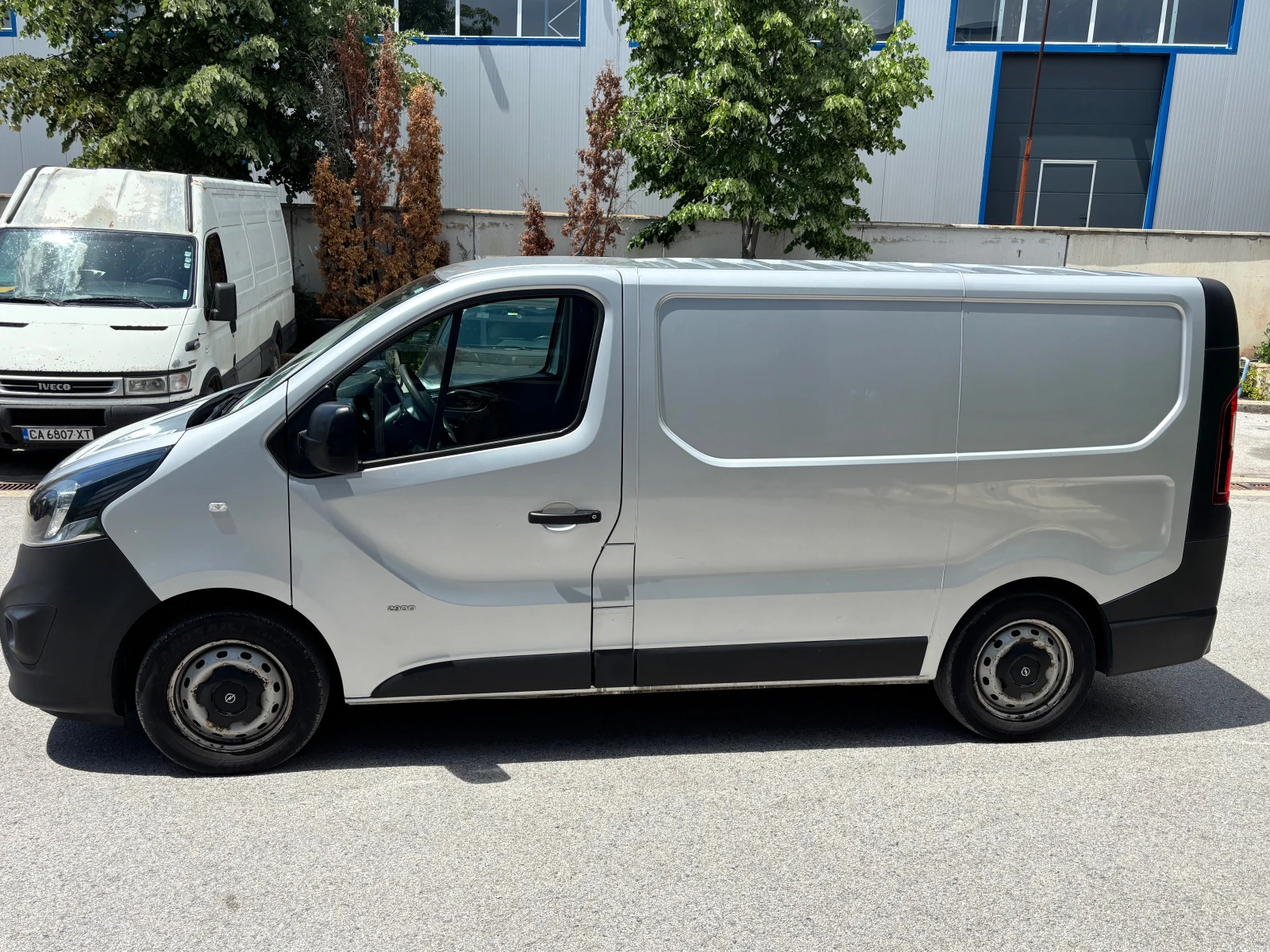 Opel Vivaro Работилница 220V, снимка 17 - Бусове и автобуси - 54714975