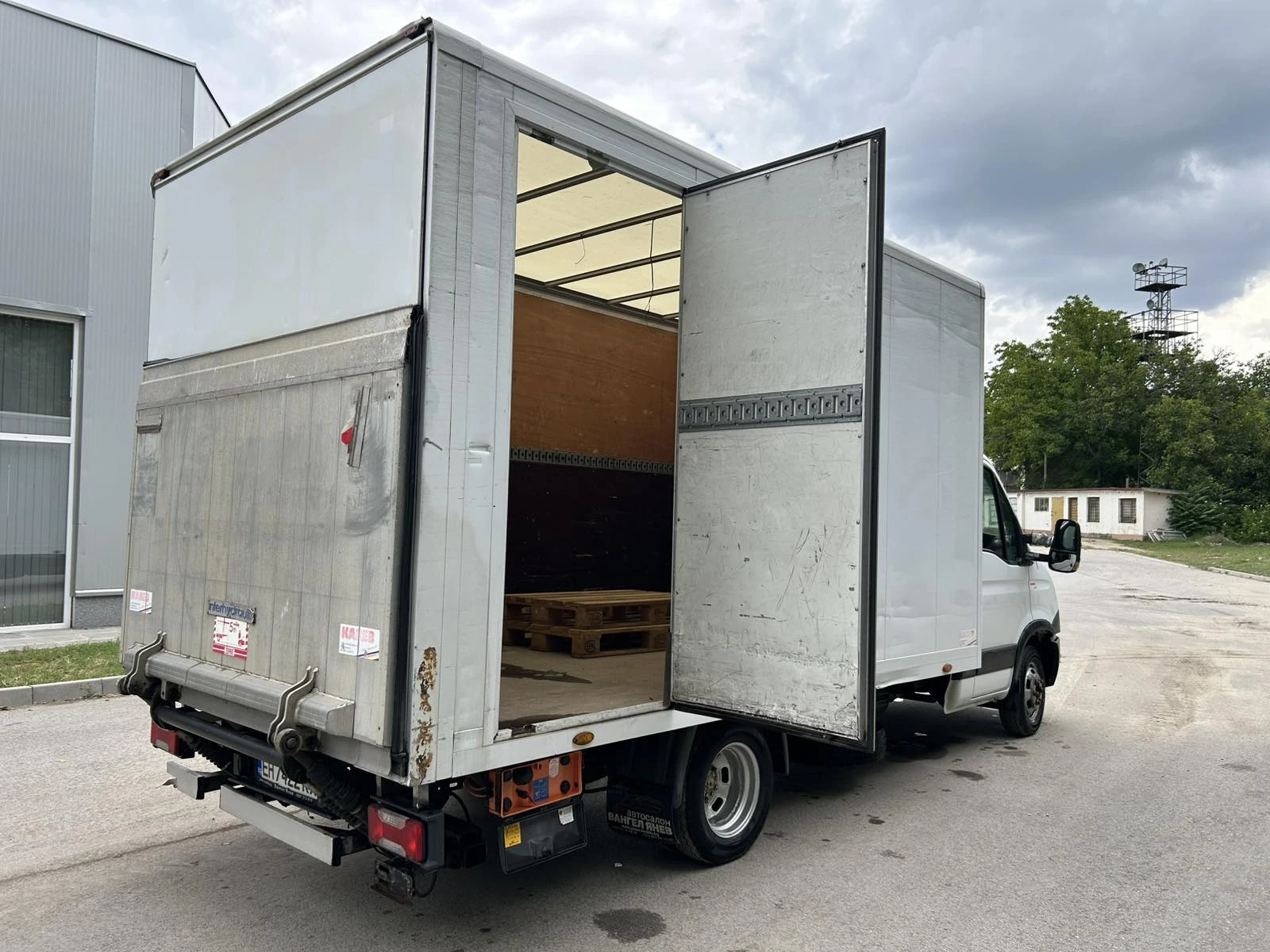 Iveco 35S18, снимка 16 - Бусове и автобуси - 55264086