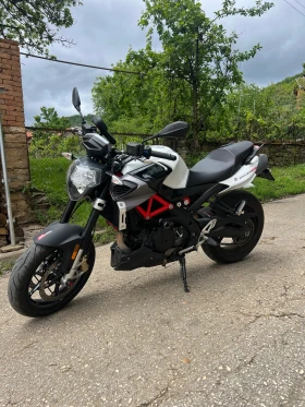 ����� �� �������� �� Aprilia Shiver Streetfighter