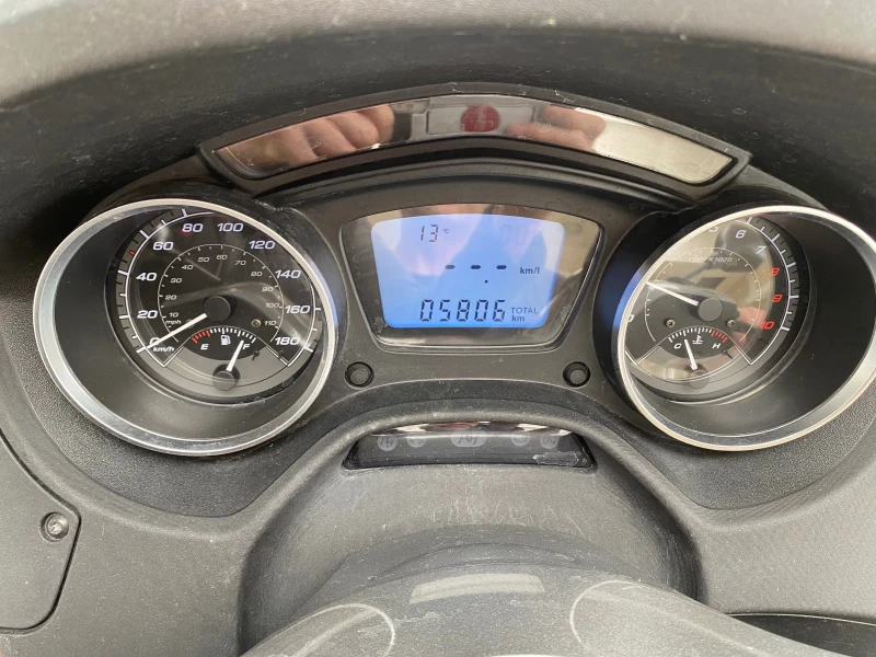 Piaggio Mp3 300 бизнес, снимка 7 - Мотоциклети и мототехника - 51877835