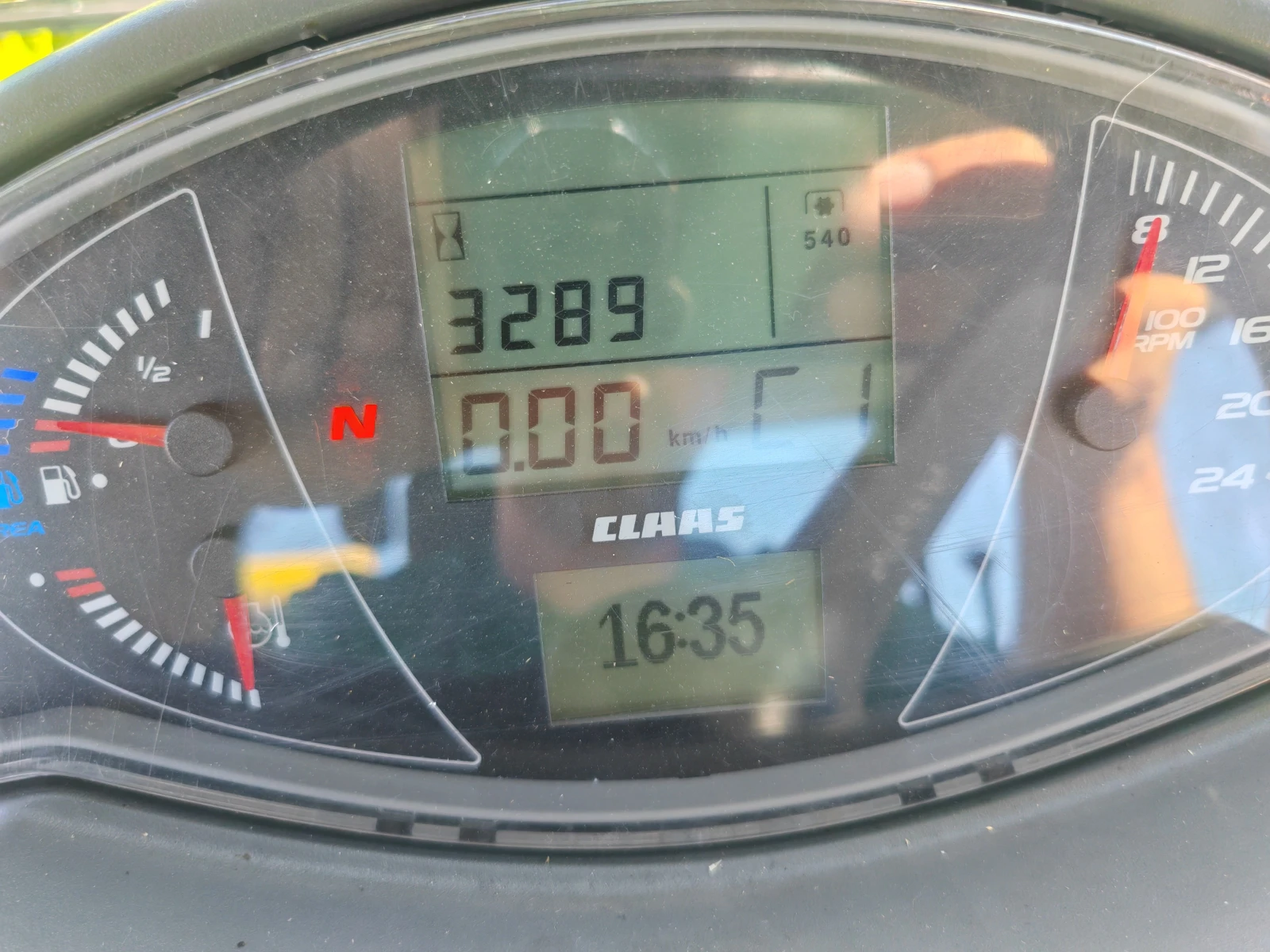 Трактор Claas Arion 440  лизинг с първоначална вноска 20 %, снимка 10 - Селскостопанска техника - 54717692