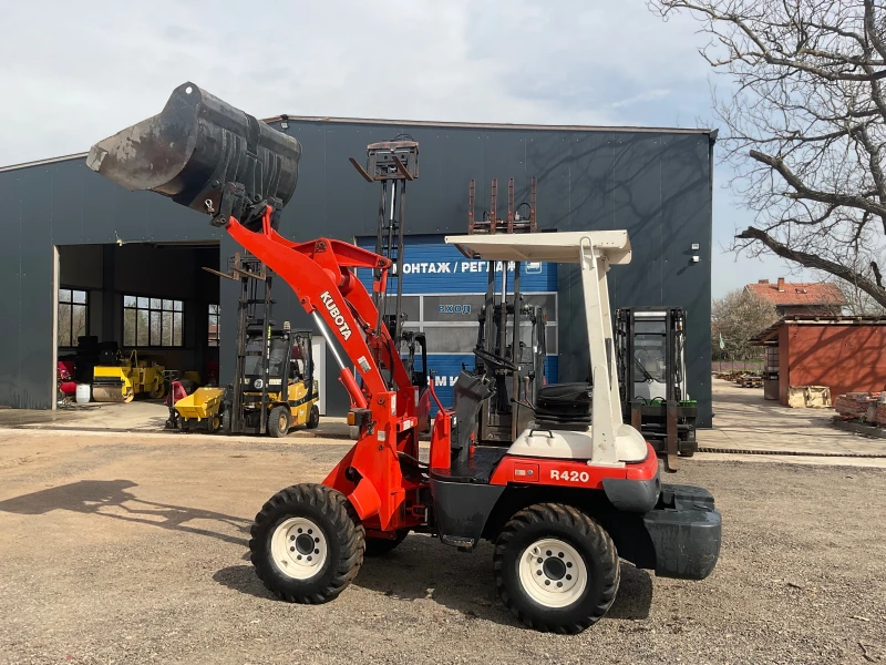 Мини челни товарачи Kubota R420 вилици и кофа , снимка 7 - Индустриална техника - 49679229