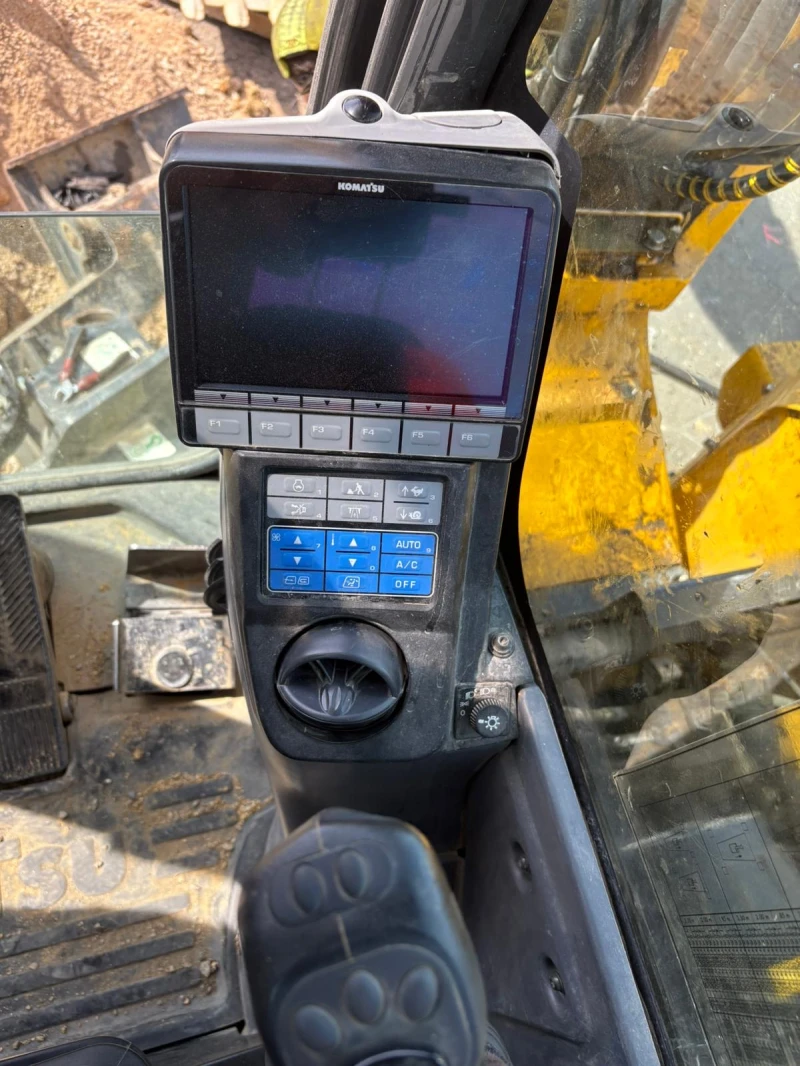 Багер Komatsu PW 118 MR С 4 КОФИ ЛИЗИНГ, снимка 8 - Индустриална техника - 51667205